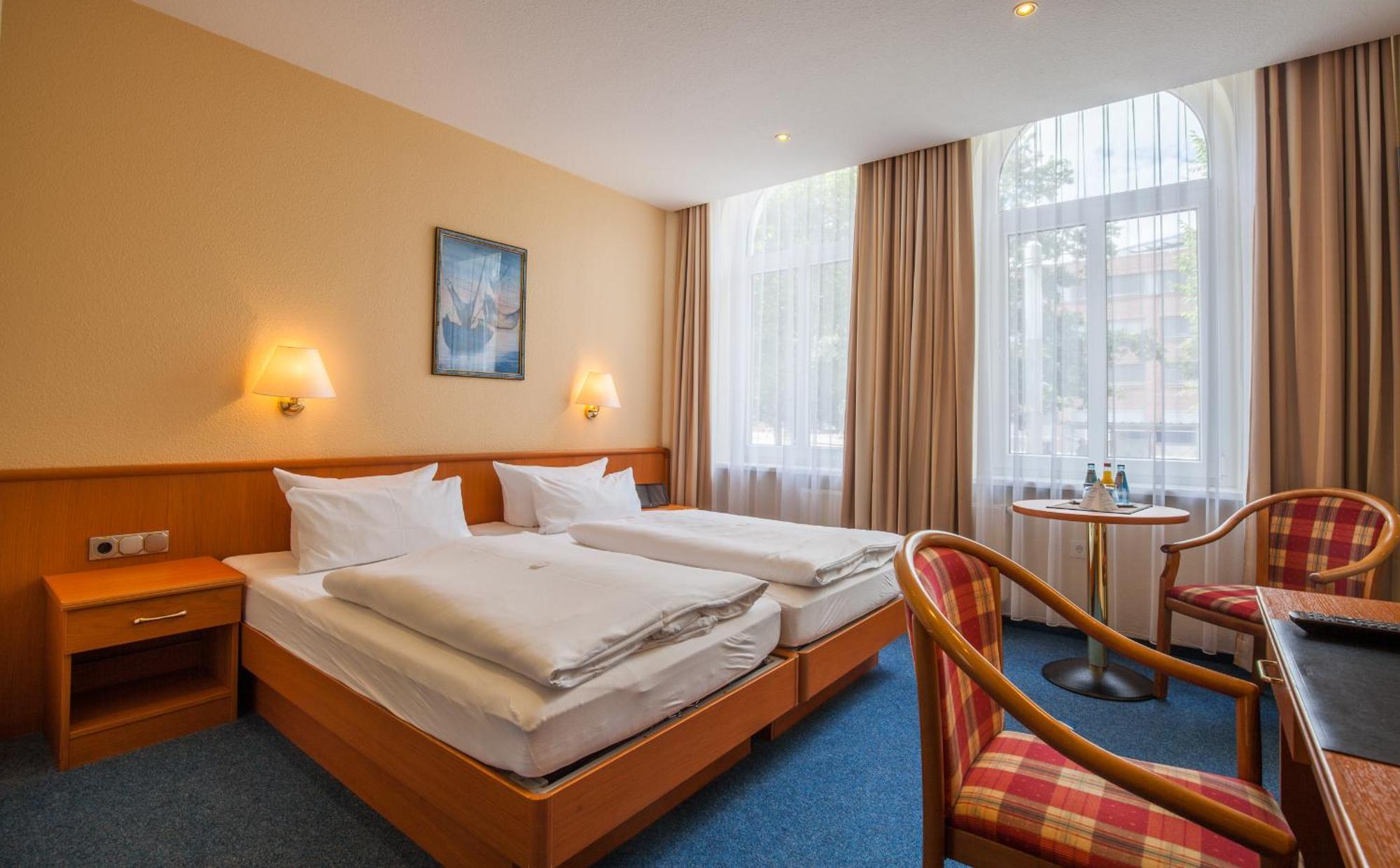 Sure Hotel By Best Western Wilhelmshaven City Exterior photo