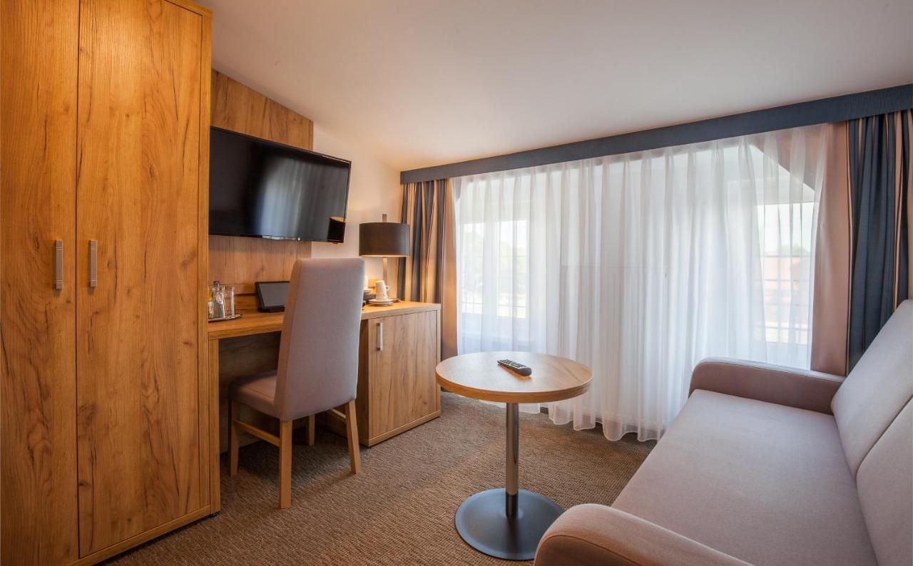 Sure Hotel By Best Western Wilhelmshaven City Exterior photo
